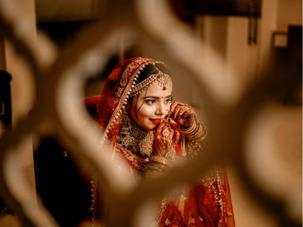 PRENUP VIDEOGRAPHY CLASSIC – 2 LOCATIONS, 3 HOURS (AUH OR DXB)